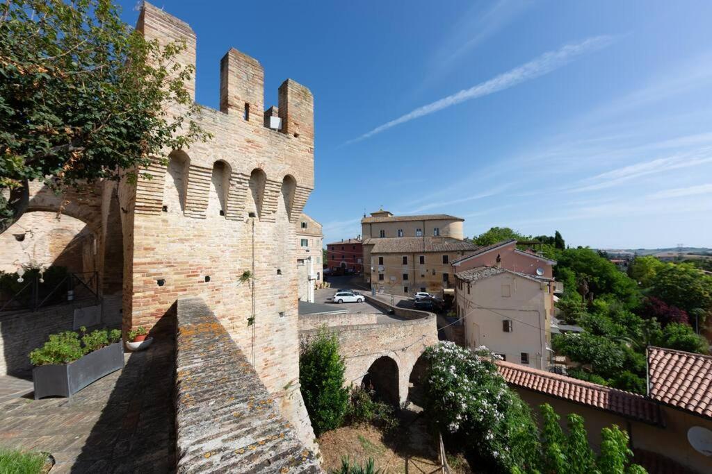 Villa Relais Castel D'Emilio - Casa Blu Agugliano Esterno foto