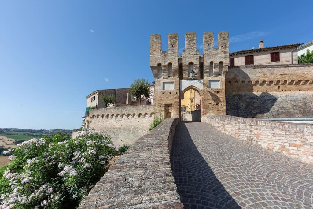 Villa Relais Castel D'Emilio - Casa Blu Agugliano Esterno foto